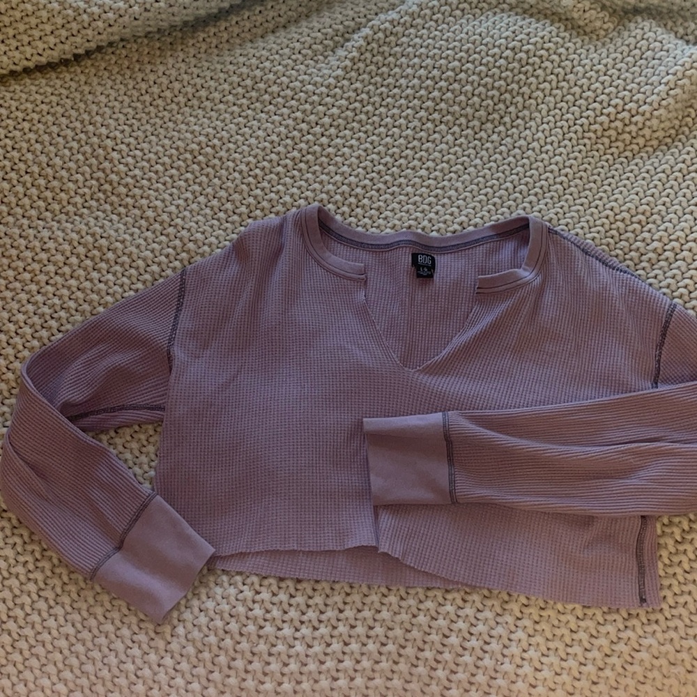 Urban outfitters light purple cropped v neck long sleeve